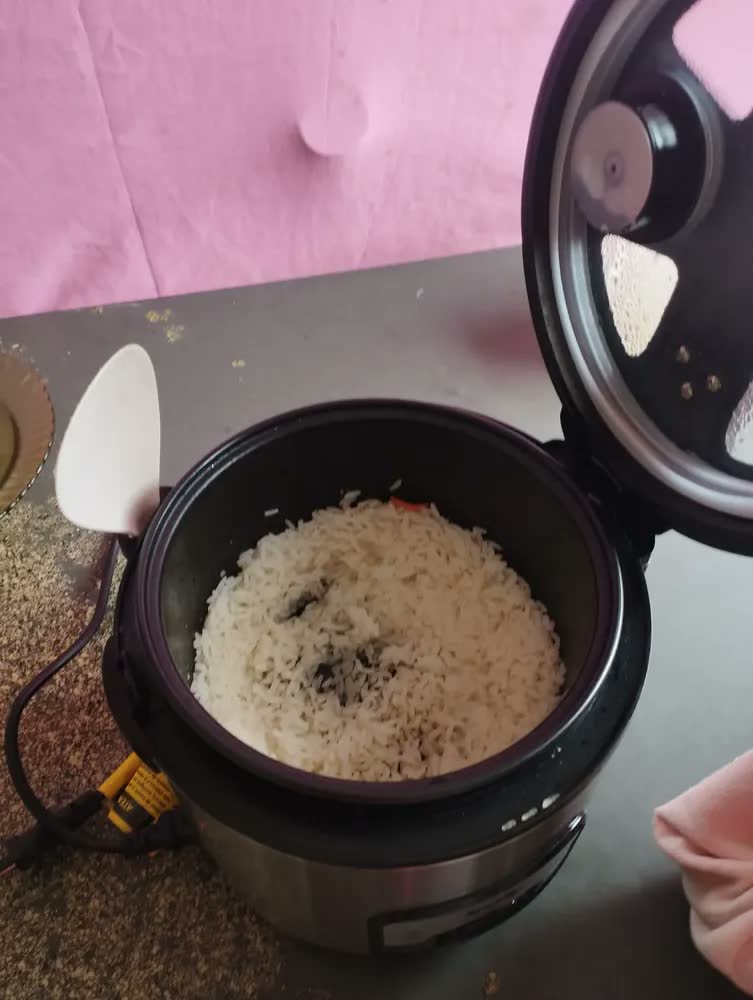 foto de Panela Elétrica de Arroz EOS Premium com 5 Xícaras e Tampa de Vidro