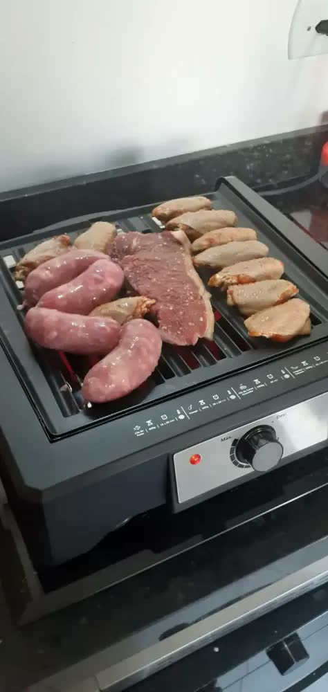 foto de Churrasqueira Elétrica Britânia Flame Bcq2000 Grelha Preto