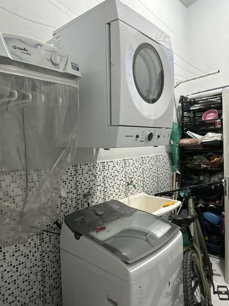 foto de Secadora Brastemp Suspensa Branca 10kg Bsi10bb