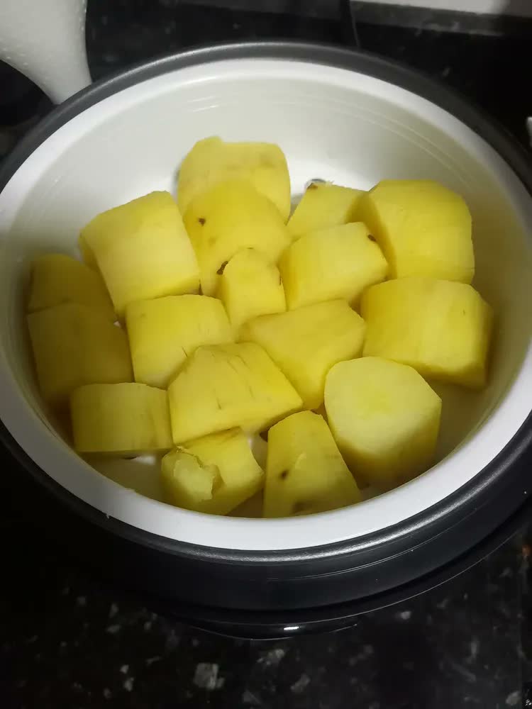foto de Panela de Arroz Elétrica Elgin 5 Xícaras 1 Litro 400W