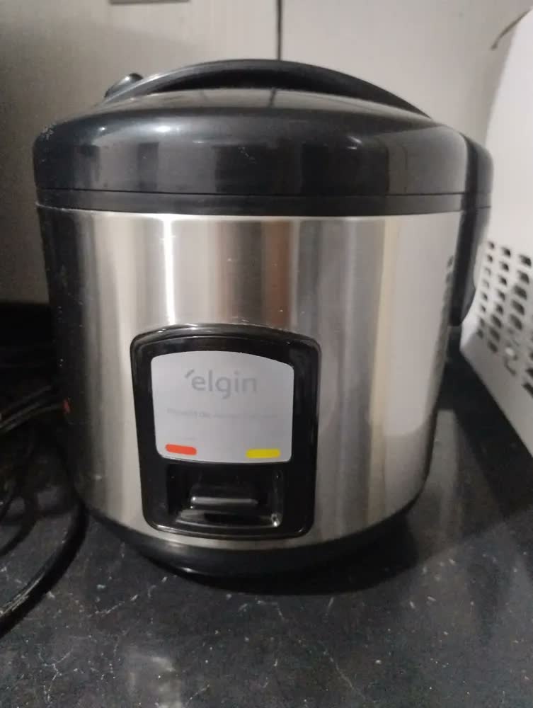 foto de Panela de Arroz Elétrica Elgin 5 Xícaras 1 Litro 400W