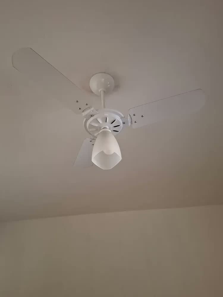 foto de Ventilador de Teto Ventex Yris Branco 3 Pás Com Luz LED