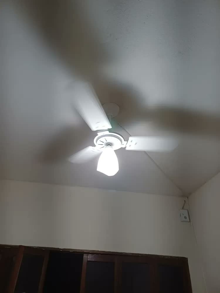 foto de Ventilador de Teto Ventex Yris Branco 3 Pás Com Luz LED