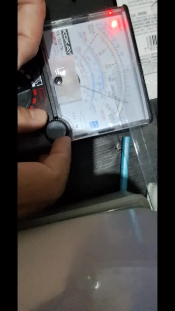 foto de Multímetro Analógico Kokay SC-360TRE-B com Beep Teste Diodo LED Transistor