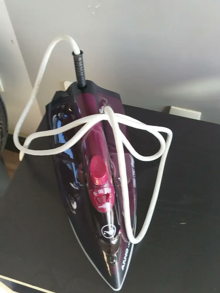 foto de Ferro a Vapor Arno Ultragliss com Base Durilium Airglide FMV