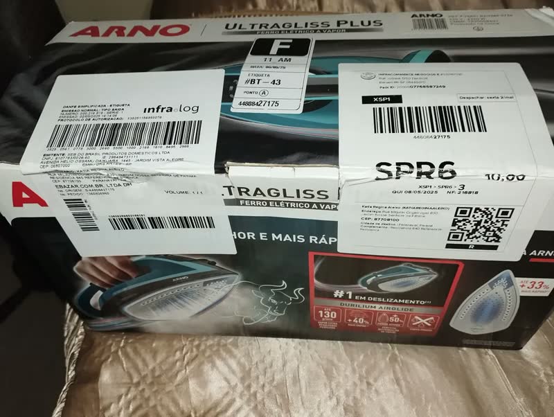 foto de Ferro a Vapor Arno Ultragliss Plus com Base Durilium Airglide FMY