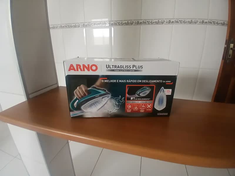 foto de Ferro a Vapor Arno Ultragliss Plus com Base Durilium Airglide FMY
