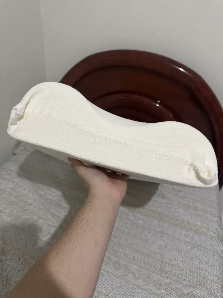 foto de Travesseiro Nasa Cervical Duoflex Altura 12,5x7,5x11cm Para Fronha 50x70cm Antiácaro Capa Plush com zíper