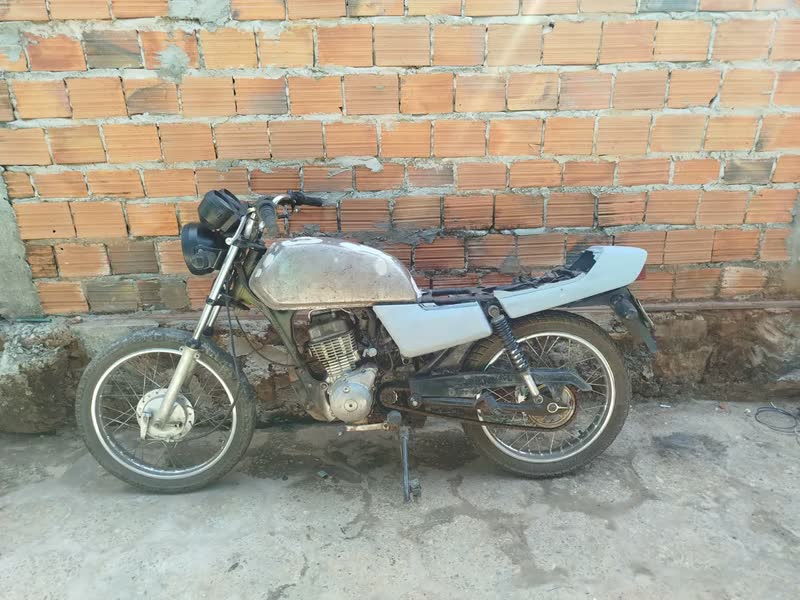 foto de Pistola de Pintura Pulverizadora HVLP Elétrica 550W 800ml 3 Bicos e Acessórios - Deko