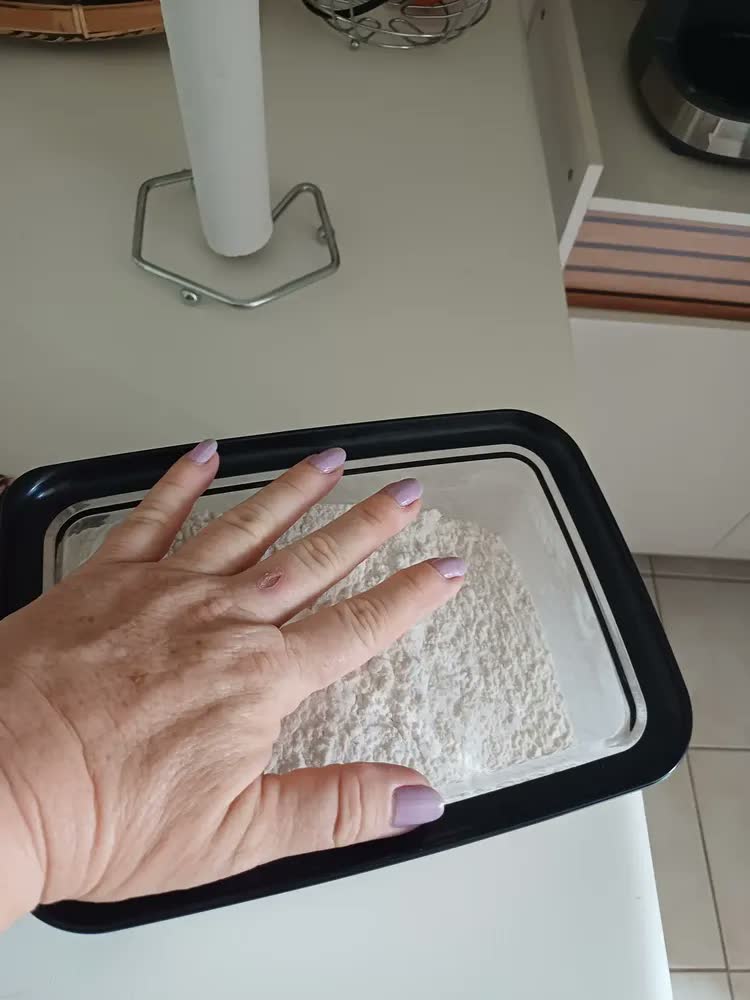 foto de Pote Hermético Acrílico Helsim 2500ml Preto Empilhável Lava-Louças