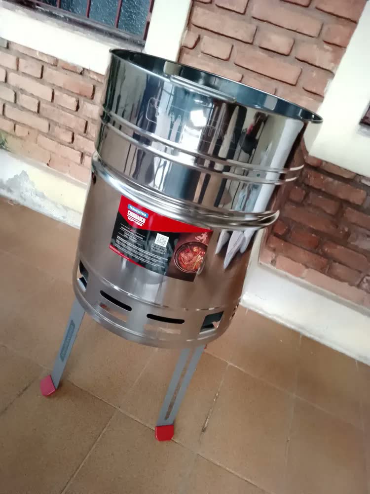 foto de Churrasqueira a Carvão Tramontina TCP 400 em Aço Inox com Bandeja para Carvão em Aço Esmaltado