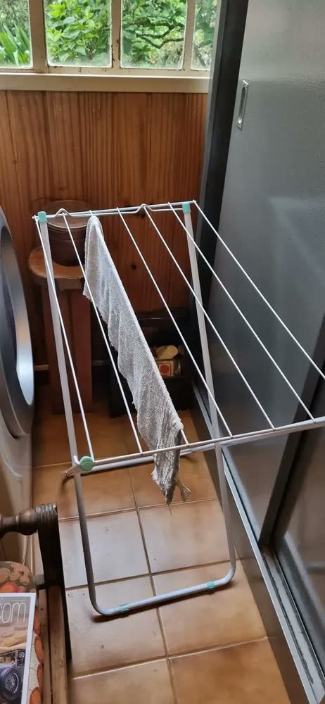 foto de Varal De Chão Slim 6104 Sem Aba Mor