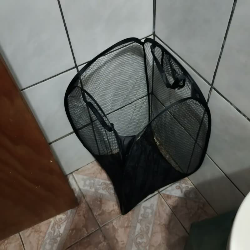 foto de Cesto de Roupa Suja Dobrável Preto 38x38x66cm de Náilon Nacional