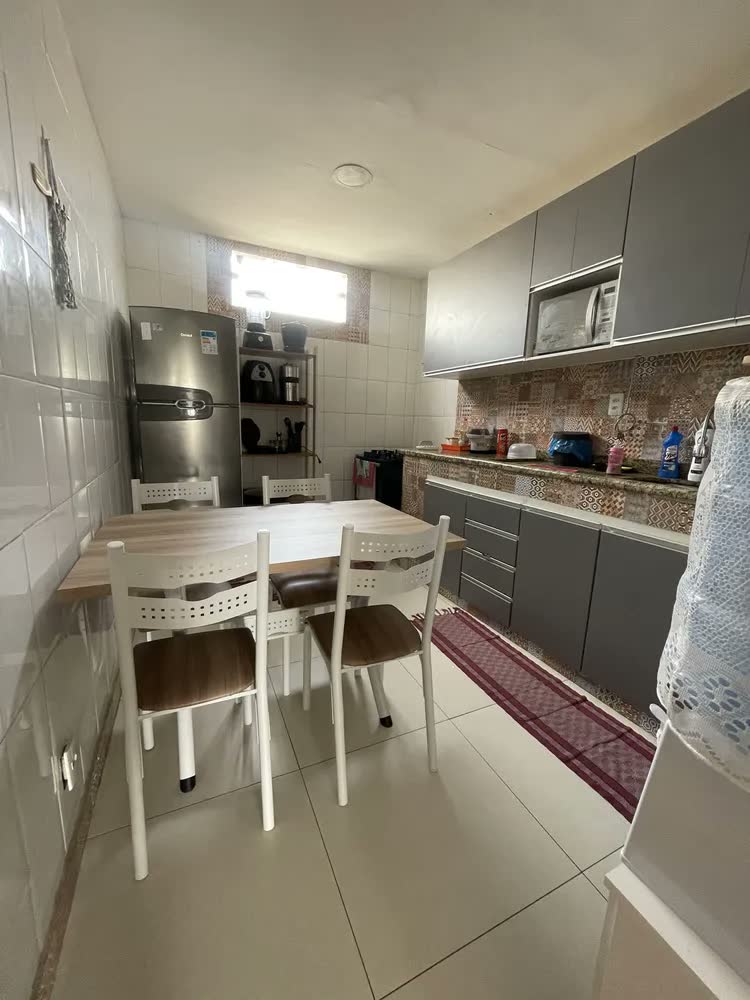 foto de Jogo de Mesa Jantar Ciplafe Luna 4 Cadeiras Aço Tampo MDP Carvalho Montreal
