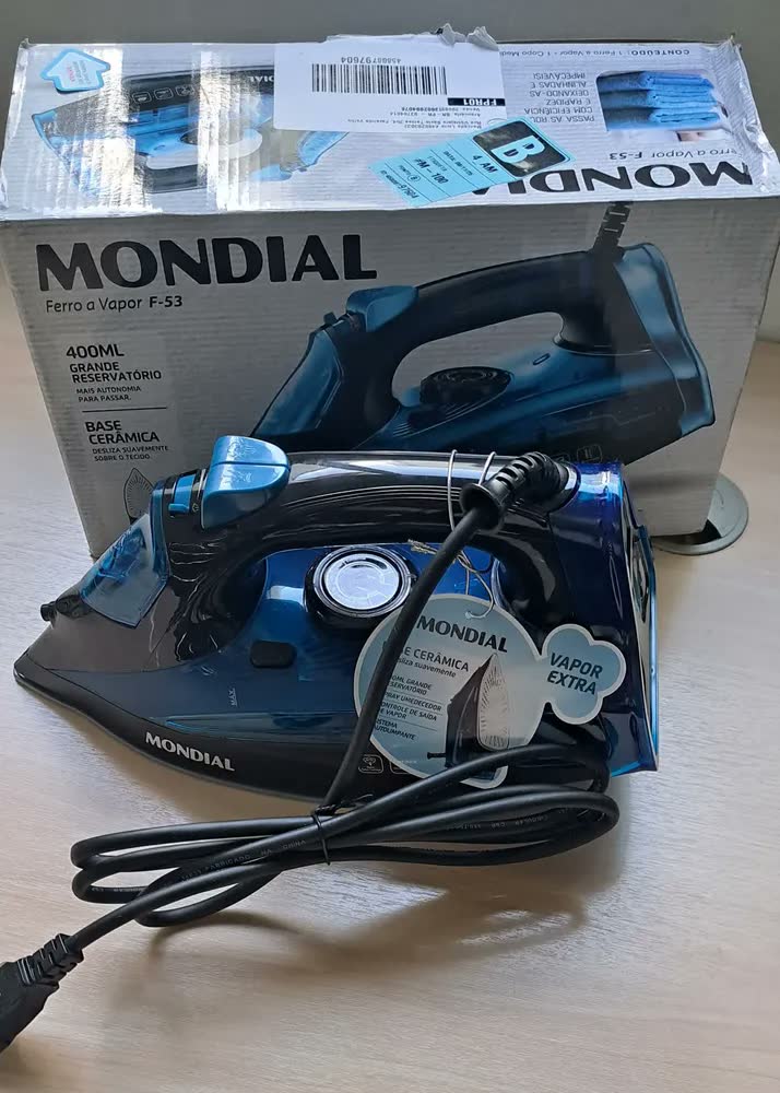 foto de Ferro De Passar A Vapor F-53 Azul E Preto Mondial