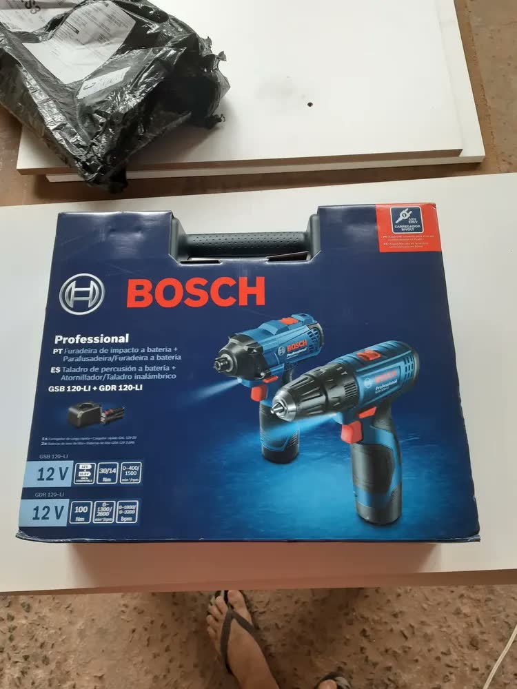 foto de Kit Bosch Furadeira GSB120-LI + Chave Impacto GDR120-LI 12V