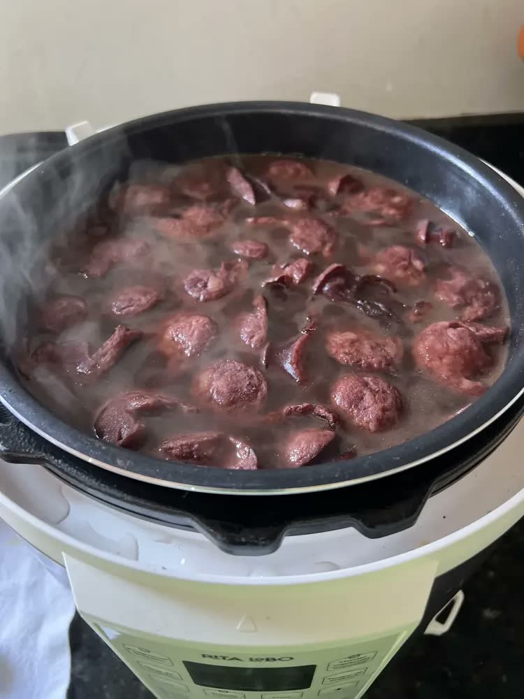 foto de Panela Pressão Elétrica Electrolux 6l Branca (pcc21) - Cor Branco Frequência 60 Mhz