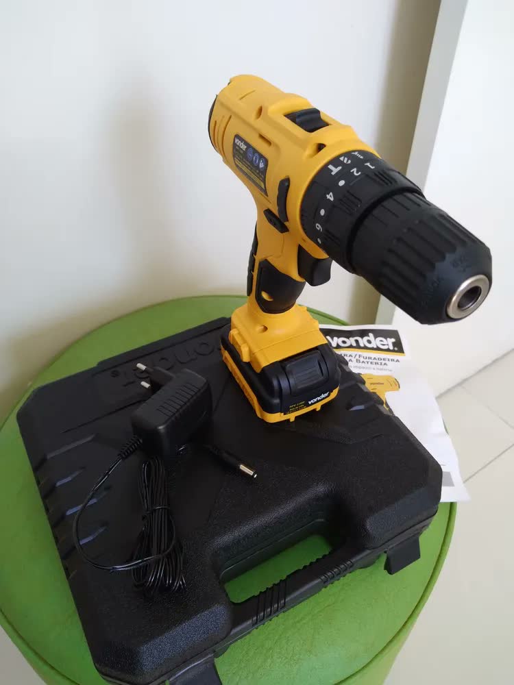 foto de Parafusadeira/furadeira C/ Impacto Vonder Pfv120i