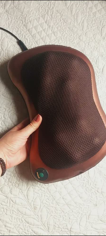 foto de Massageador Travesseiro Elétrico Corporal Pescoço Lombar