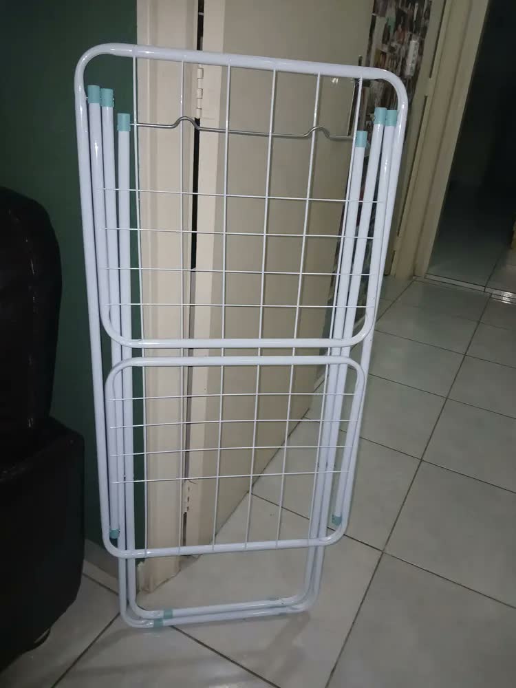 foto de Mor Varal De Chão Reforçado Com Abas Dobrável Grande Retrátil Slim Cor Branco