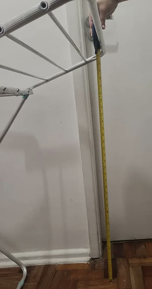 foto de Varal De Chão Dobrável Mor Em Alumínio Com Abas 6032 Cor Cinza