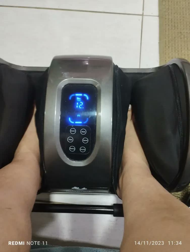 foto de Massageador De Pés Elétrico Shiatsu Foot Bivolt Relaxmedic