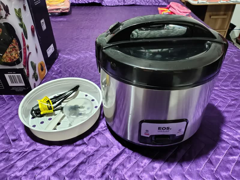 foto de Panela Elétrica De Arroz Eos 10 Xicaras Inox Preta Clear Glass EPA10PI