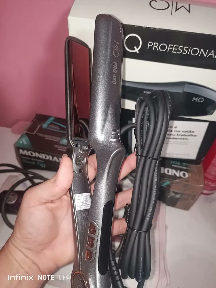 foto de Prancha De Cabelo Mq Pro 480°f Titânio Automatico