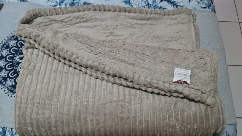 foto de Cobertor Casal Sherpa Jolitex Ternille Dyuri Bege 1,80x2,20m Hipoalergênico