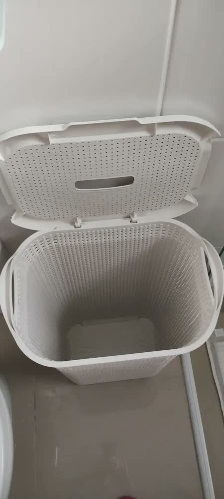 foto de Cesto Para Roupas Roupeiro Organizador Rattan Vime 50 Litros Cor Branco
