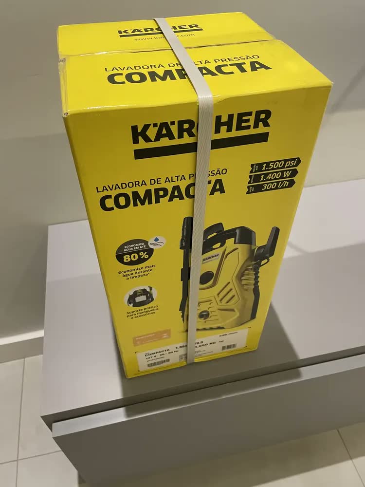 foto de Lavadora de Alta pressão Kärcher Compacta 1500 PSI/Libras 1400W 300L/h com Aplicador de Detergente e Lança Regulável 220v