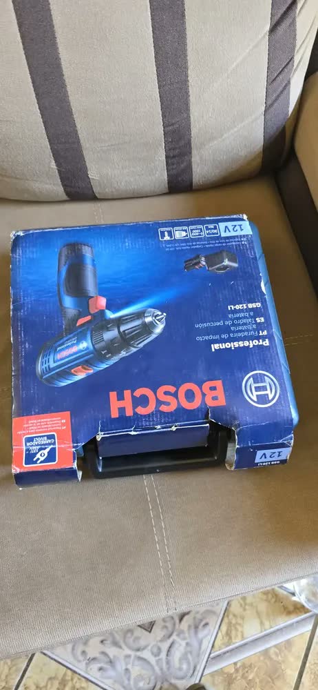foto de Furadeira de impacto Bosch Gsb 120-li 12v + estojo azul