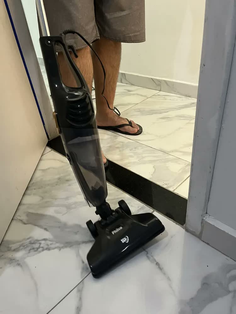 foto de Aspirador De Pó Vertical Pas1450c 2 Em 1 1300w Cor Cinza Philco