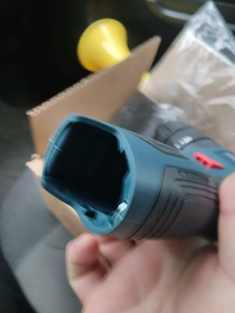 foto de Parafusadeira Furadeira De Impacto 12v Gsb 120-li Bosch Cor Azul S/ bateria e S/ carregador