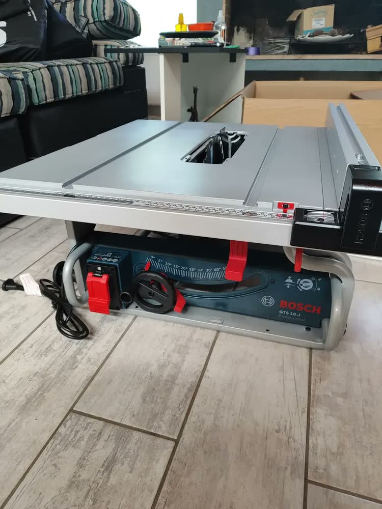 foto de Serra circular de mesa Bosch Gts 10J 1800W