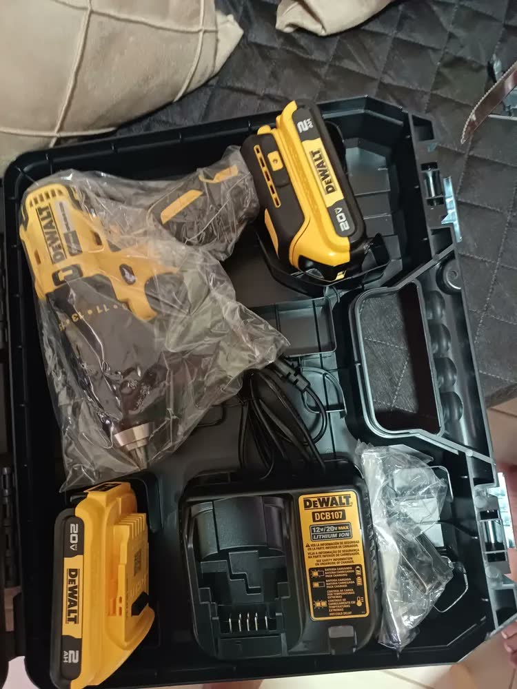 foto de DeWalt DCD7781D2 – Furadeira / Parafusadeira 20 V Bivolt, 13 mm (½