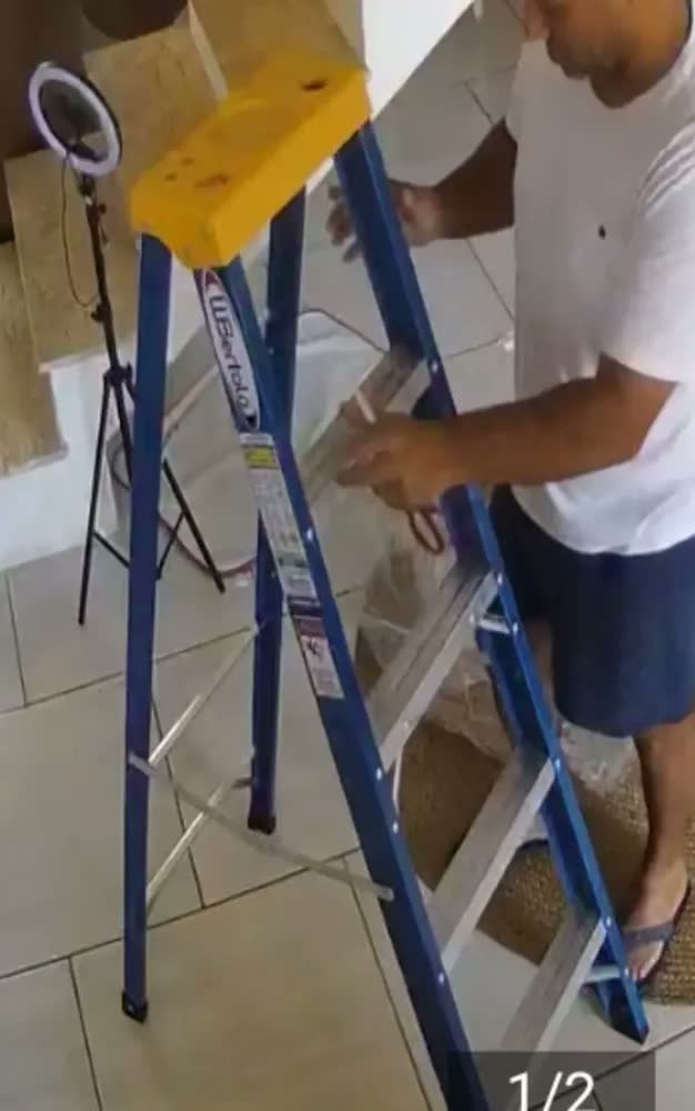 foto de Escada Tesoura Fibra WBertolo 1.68m Dobrável 5 Degraus Azul Premium