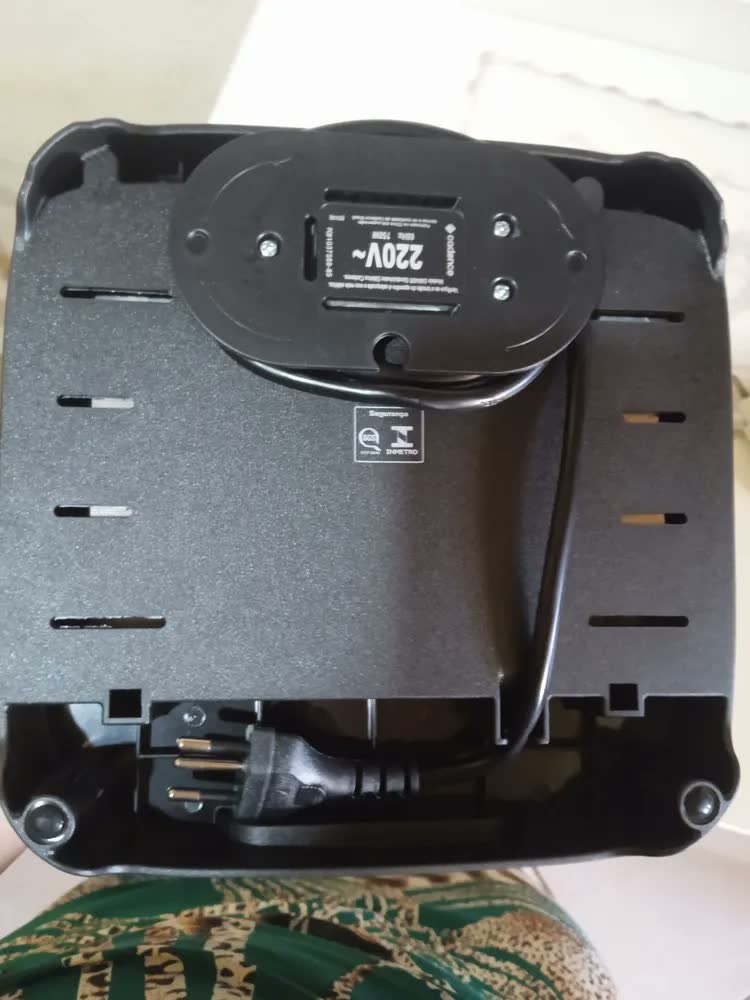 foto de Sanduicheira Elétrica Cadence San 400 Preto