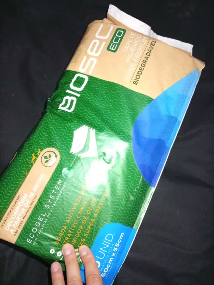 foto de Tapete Higiênico Biodegrável Biosec Eco 80x60cm 30 Unidades Sustentável Ecológico Amigo da Natureza anti Odor para Pet cachorro cão