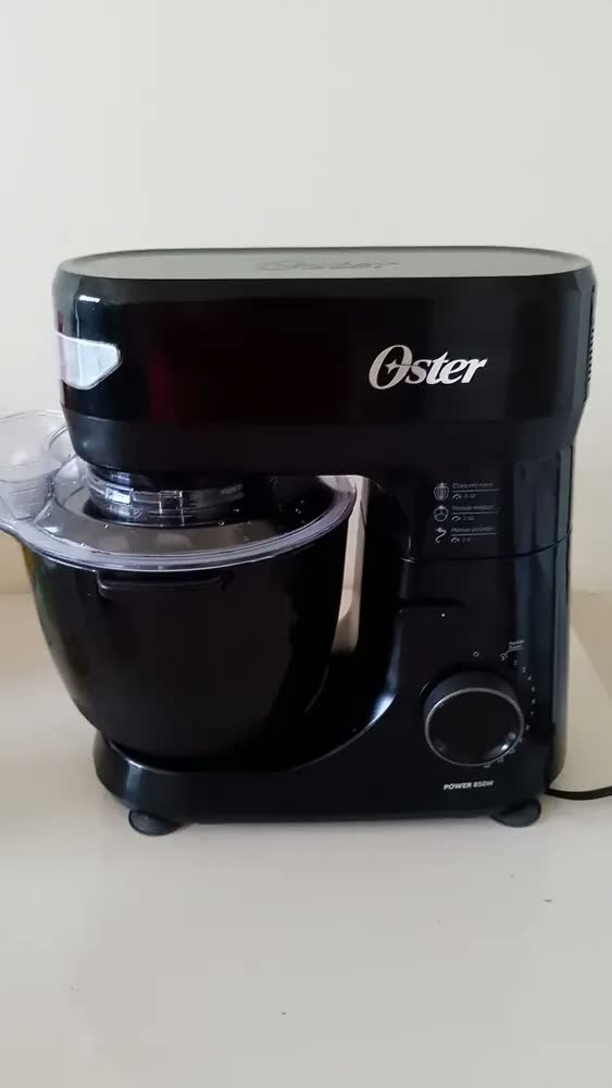 foto de Batedeira Planetária Black 12 Velocidade Obat640 Oster 850w Cor Preto/Inox