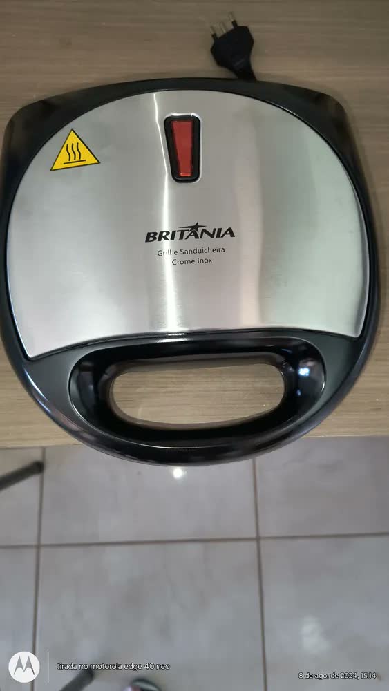 foto de Grill E Sanduicheira Crome Inox 750w Britânia
