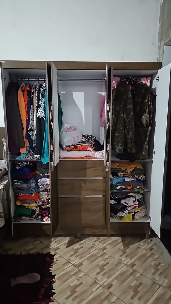foto de Guarda Roupa Lia 6 Portas Capuccino Móveis Arapongas