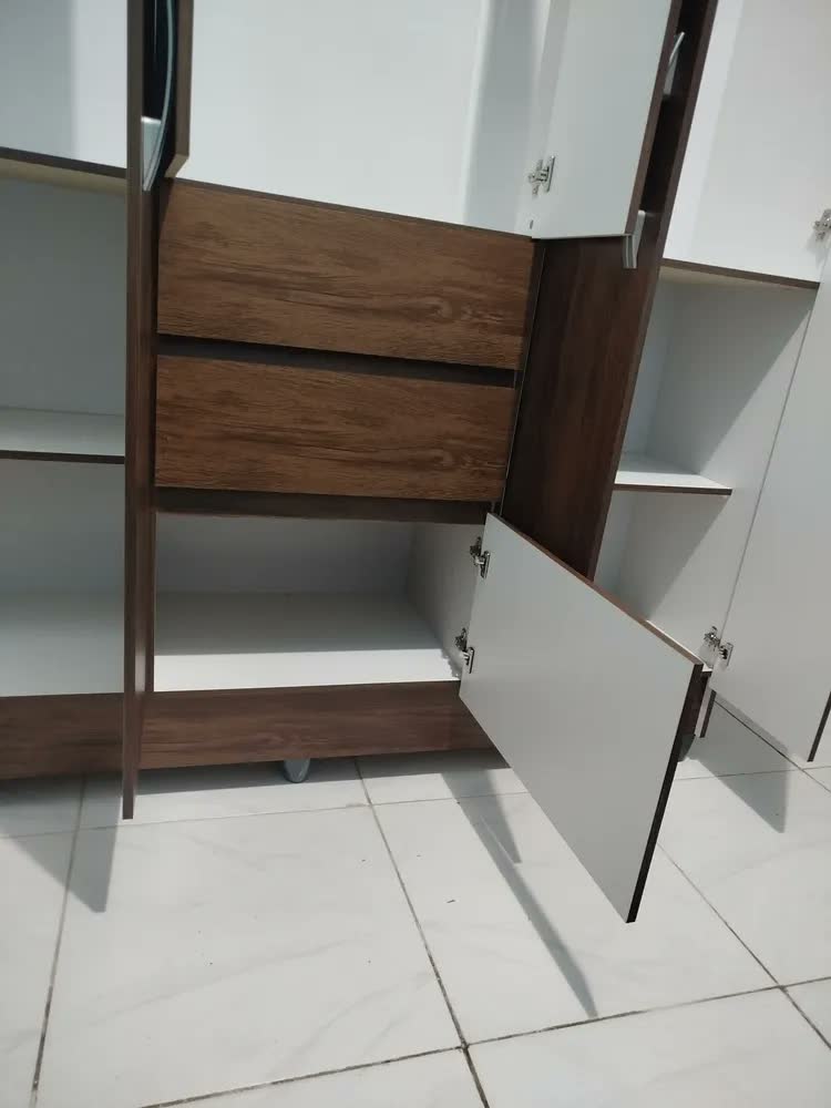 foto de Guarda Roupa Lia 6 Portas Capuccino Móveis Arapongas