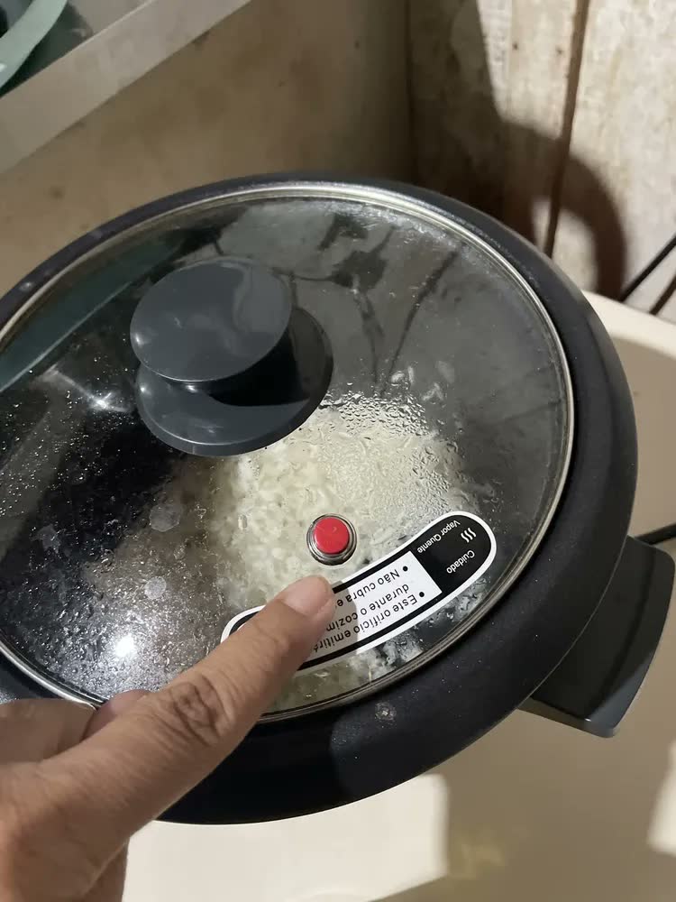 foto de Panela de arroz Electrolux Efficient Rcb50 Premium, cor branca