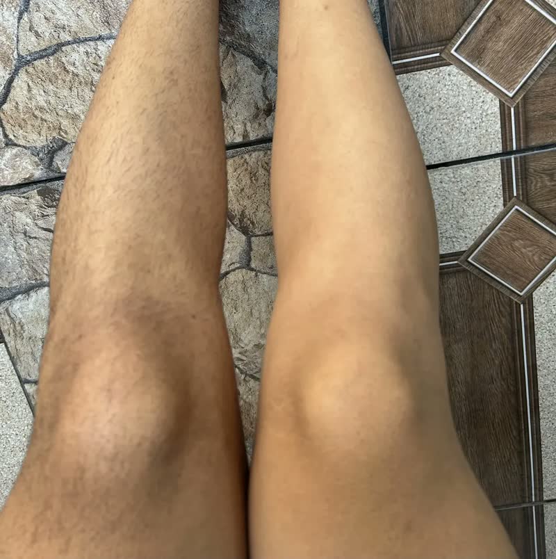 foto de Barbeador e Aparador Elétrico Philips OneBlade para Rosto & Corpo Sem Fio e À Prova D'Água - QP2824/10