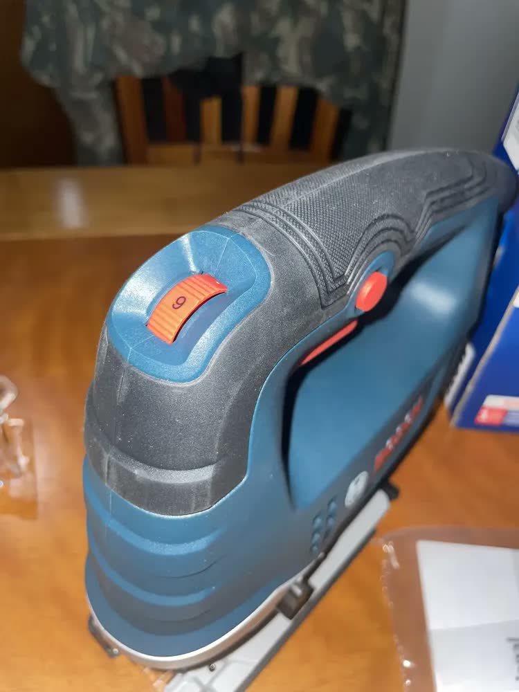 foto de Serra Tico Tico Profissional Sds 520w Gst 750 Bosch