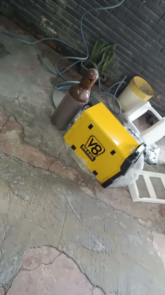 foto de Máquina De Solda Inversora Multiprocesso 205i V8 Brasil Mig Tig Mma Euro