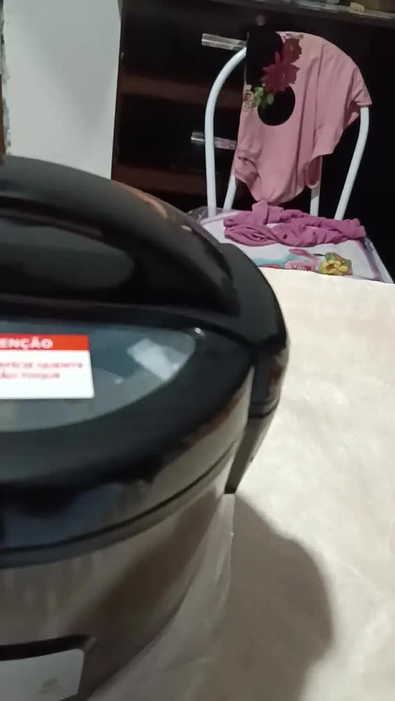 foto de Panela Elétrica De Arroz Eos 5 Xícaras C/ Tampa De Vidro Frequência 60hz