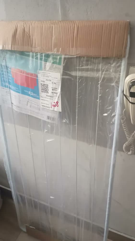 foto de Varal De Teto Mor Em Aço 1,20m Capacidade 17kg Cor Branco