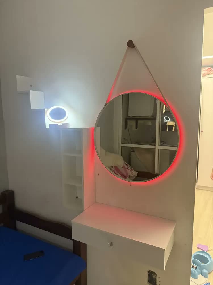 foto de Espelho Dobrável Maquiagem Dupla Face Aumento 10x Led E Organizador Linha House Branco